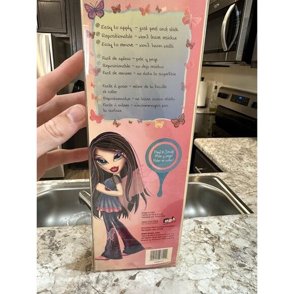 BRATZ Wall Stickers Fashion Pixiez Room Decor Sticker Y2K Reusable Bratz Sticke - Picture 5 of 6